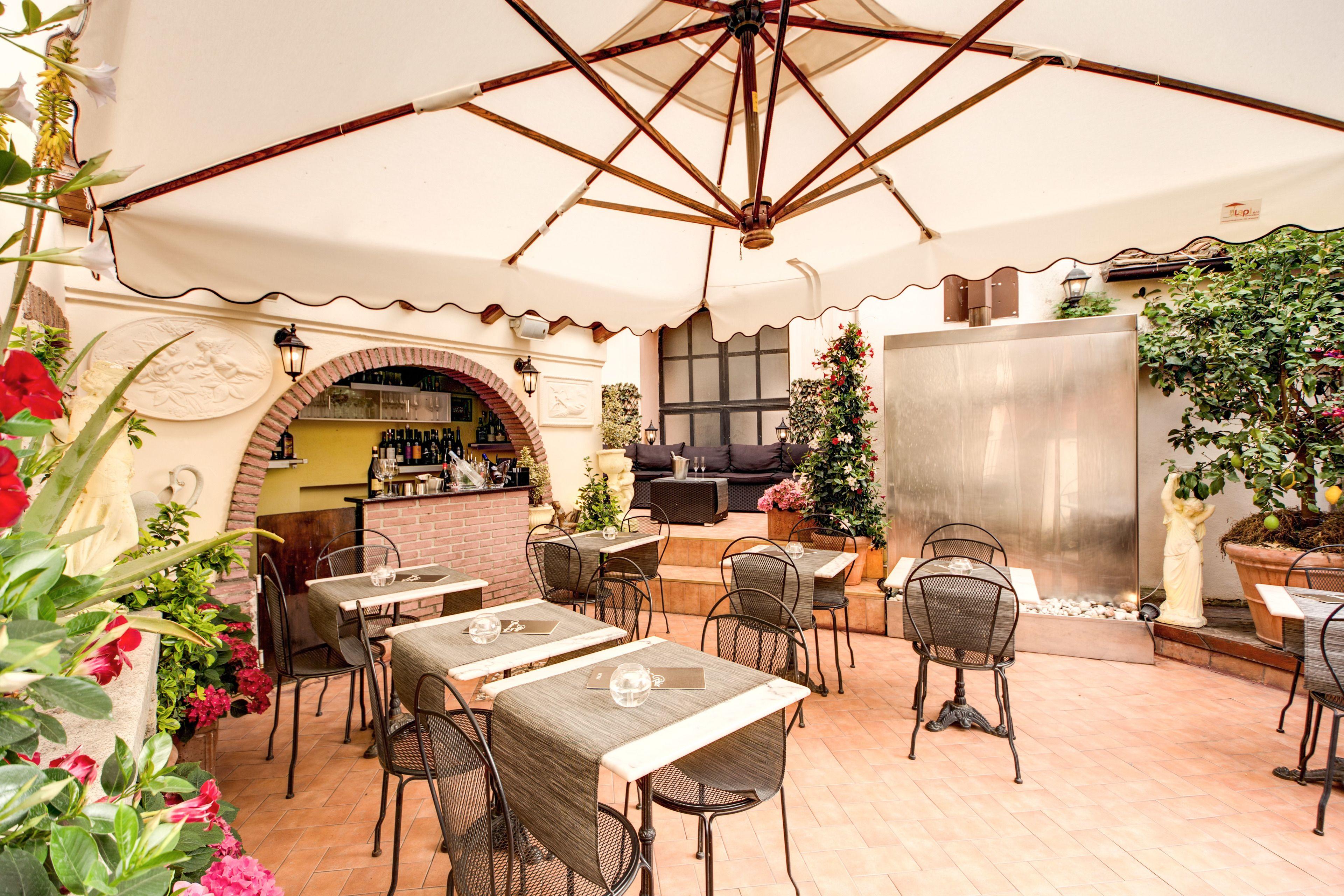 Relais Fontana Di Trevi Hotel — الصور 1